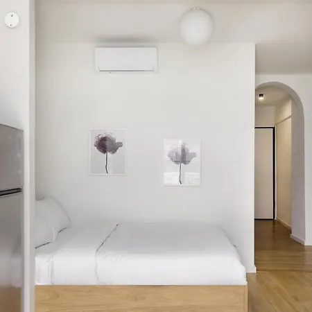 Amber Studios & Suites By Halu! Thessaloniki Exterior photo